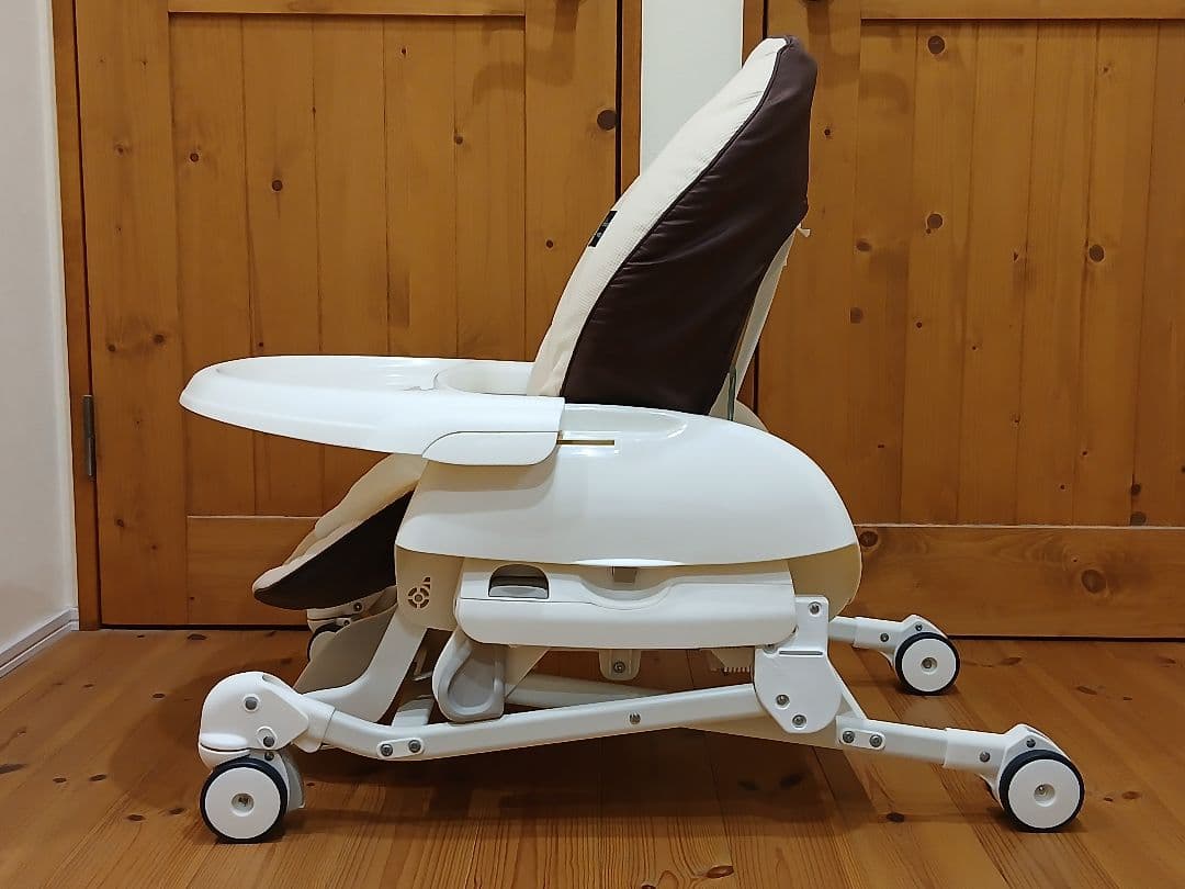 美品 コンビ ネムリラ ベビーラック チェア