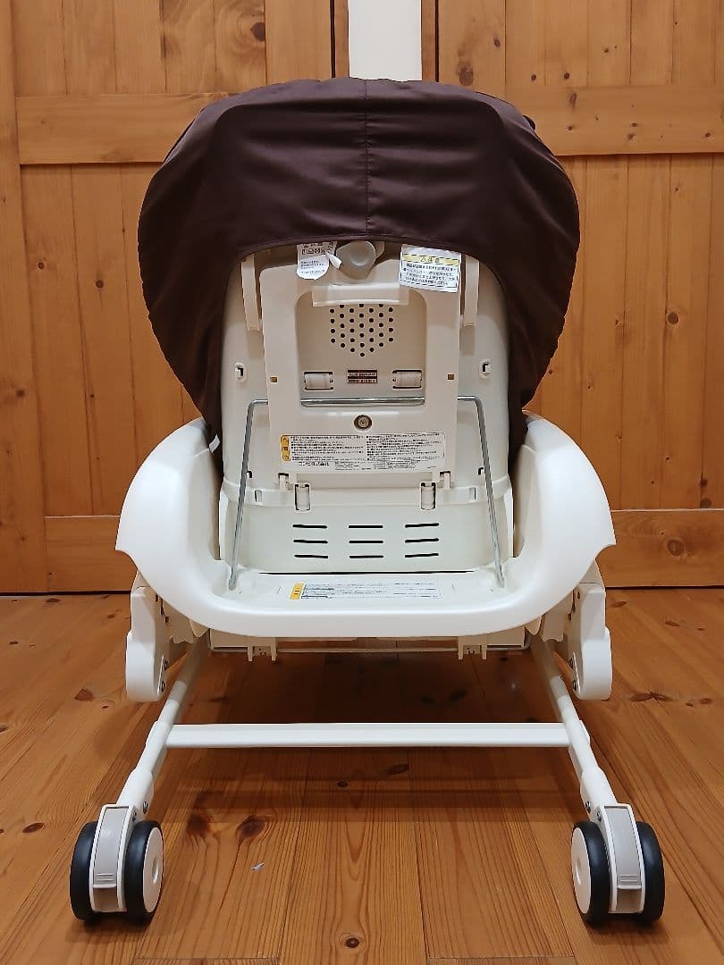 美品 コンビ ネムリラ ベビーラック チェア