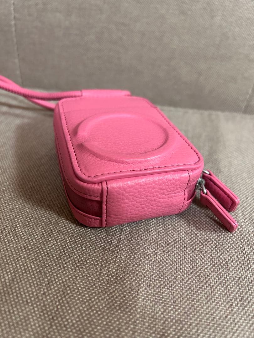 objcts.io ストラップ一体型マイクロバッグ ピンク