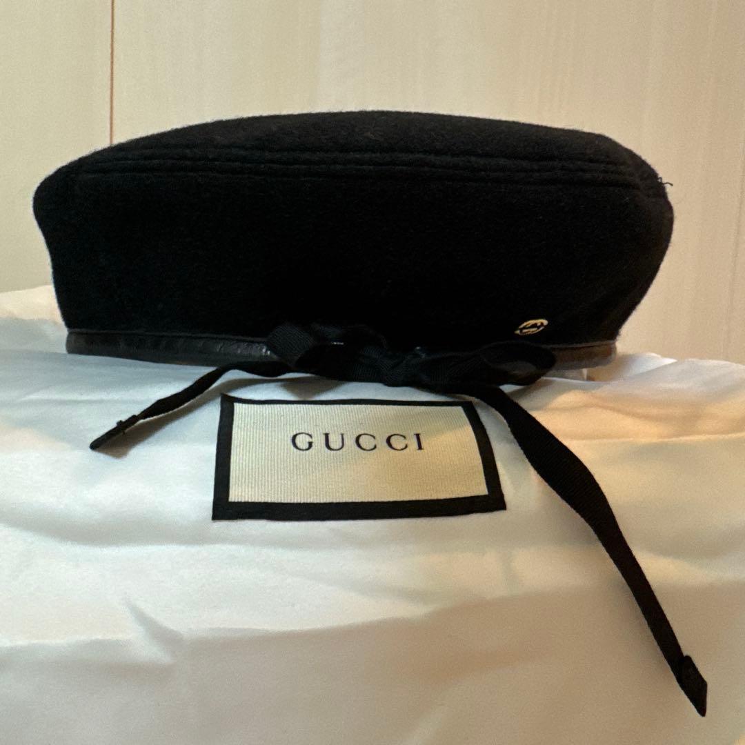 GUCCI グッチ ロゴ刺繍 黒 ベレー帽