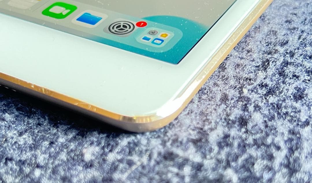 ipad mini 4 silver wi-fi ６４GB バッテリー１００%