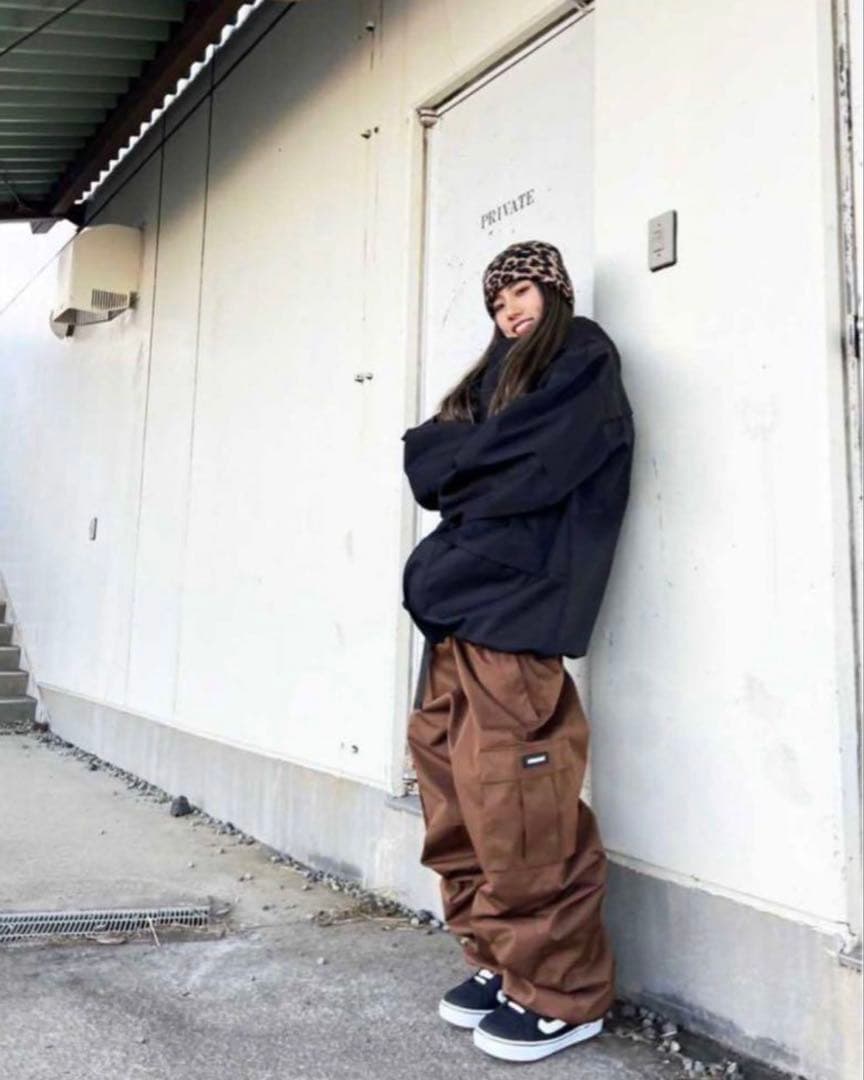 HIMANI　スノボウェア