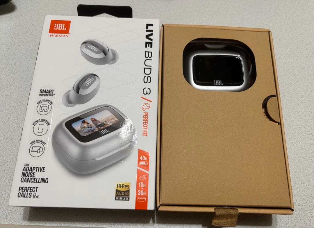 JBL LIVE BUDS 3 ワイヤレスイヤホン　シルバー