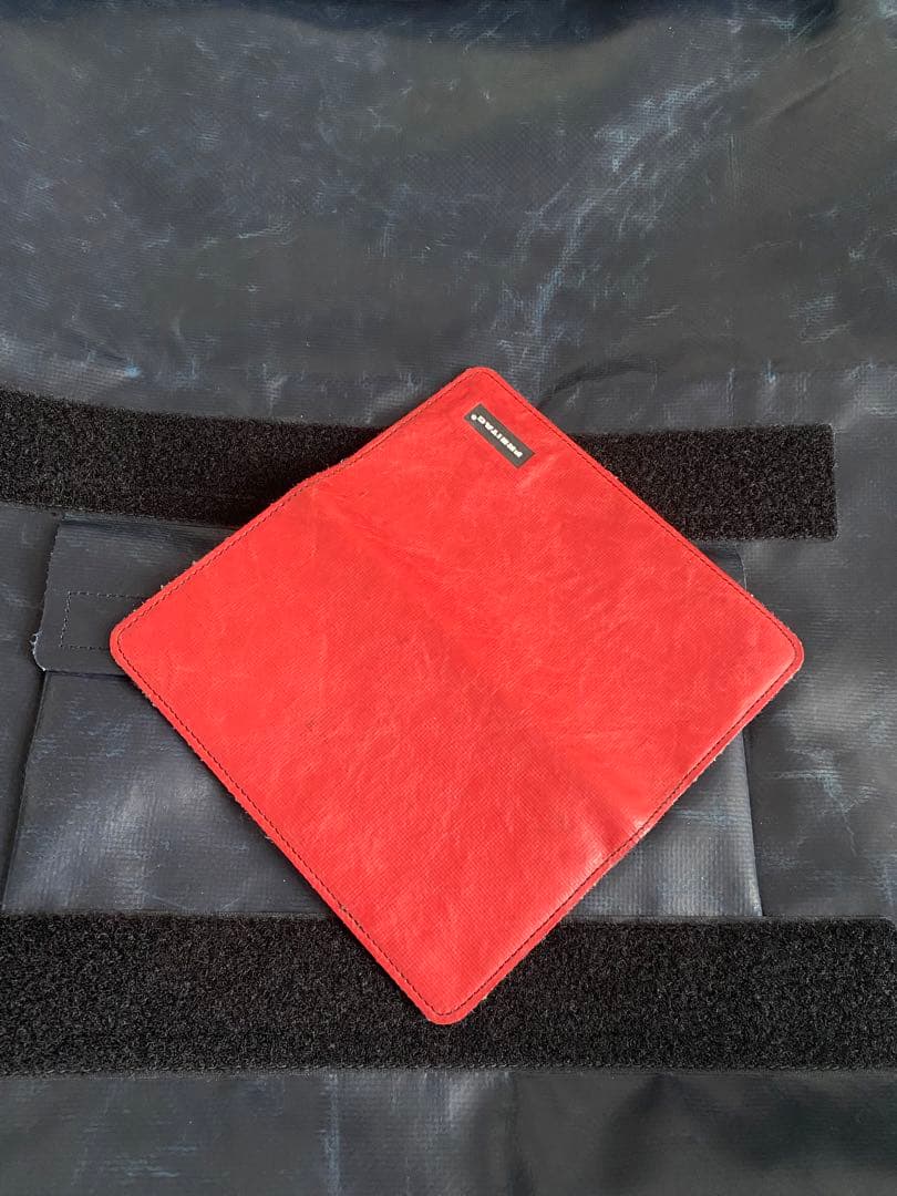 専用　FREITAG メッセンジャーバッグ 中型 赤/青/白