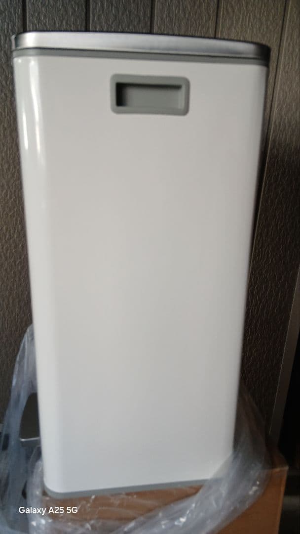 #新品　ゴミ箱 ダストボックス 2分別ペダル式 2x30L ステンレス