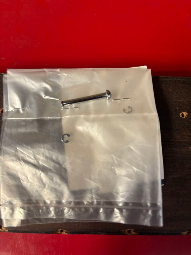 GT380 タンクキャップ　　美品　鍵付　新古品