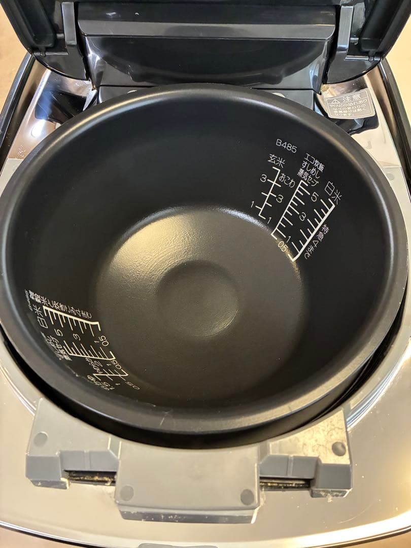 IH炊飯器 NW-AT10 黒 ☆内釜 新品交換済☆