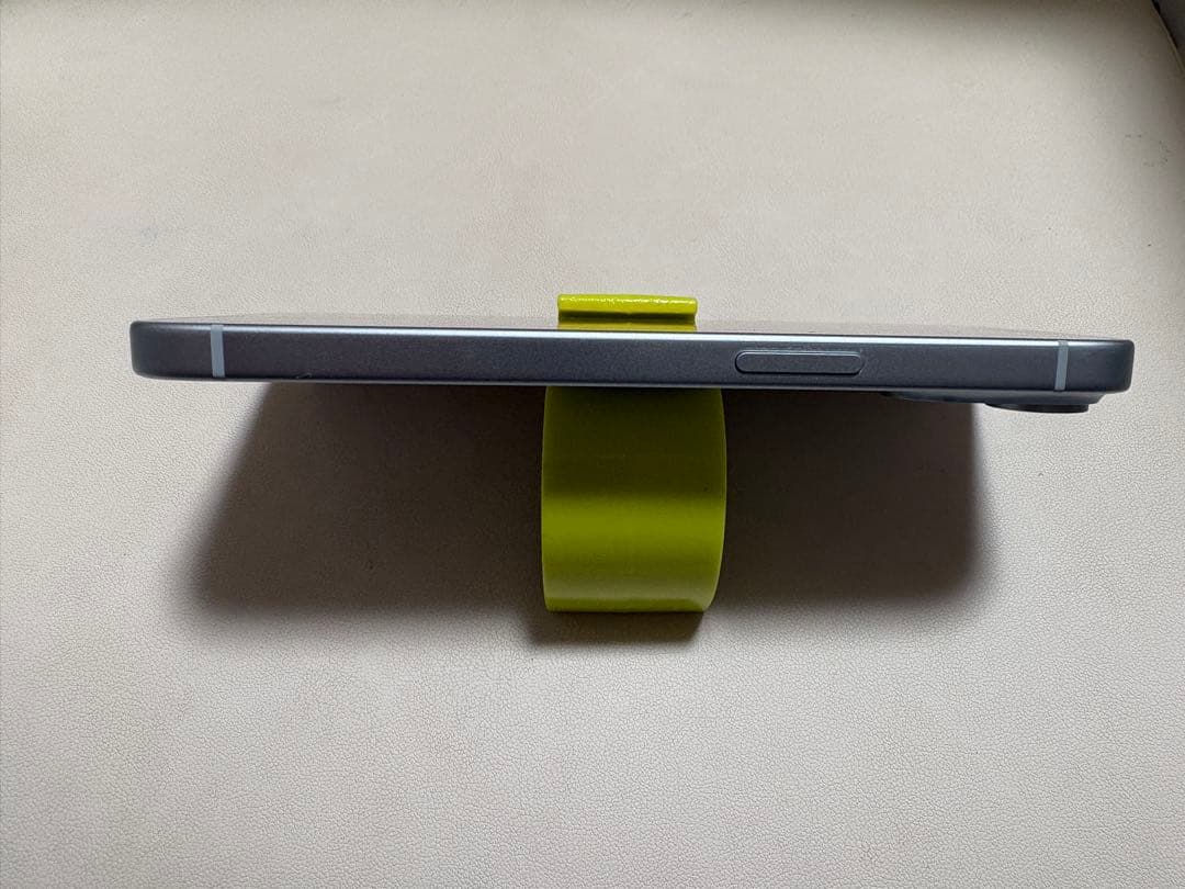 【美品】iPhone15 ブルー 128GB バッリー100%