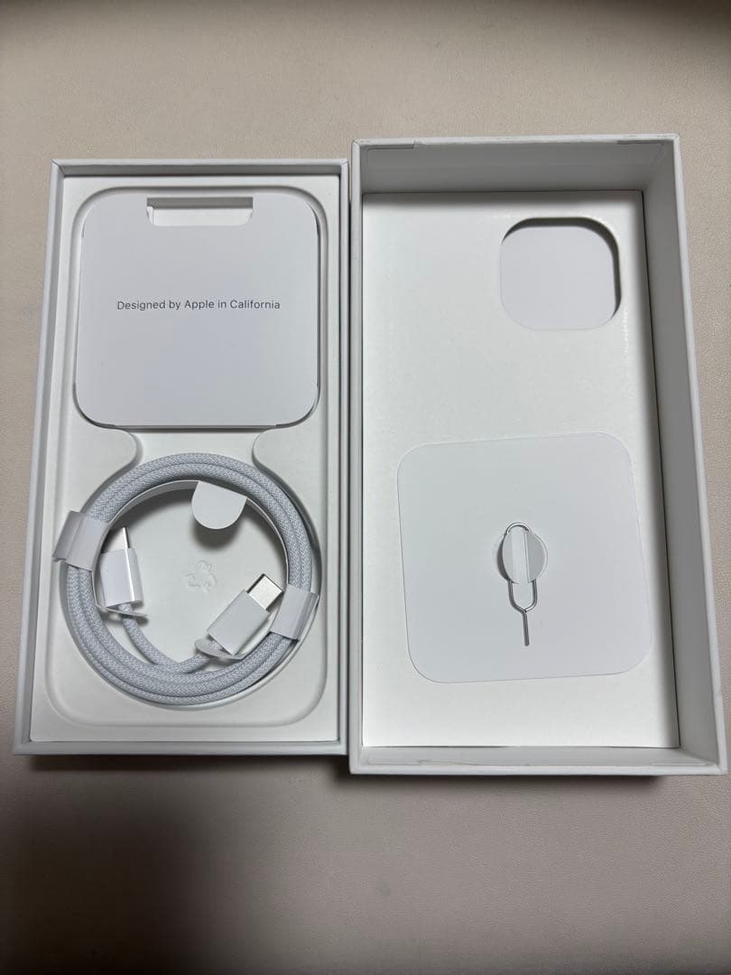 【美品】iPhone15 ブルー 128GB バッリー100%