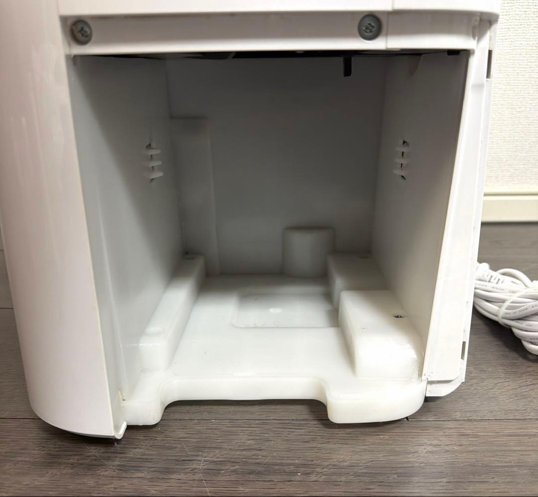 SHARP空気清浄　除湿機　CV-EF120-W