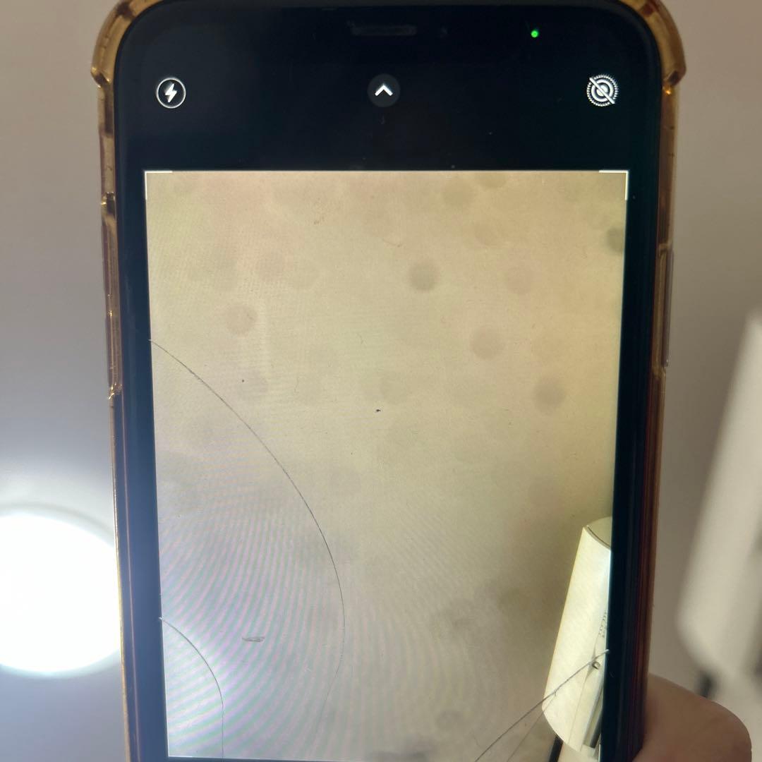 【値下げ可】Apple iPhone XR (赤) 画面ひび割れあり