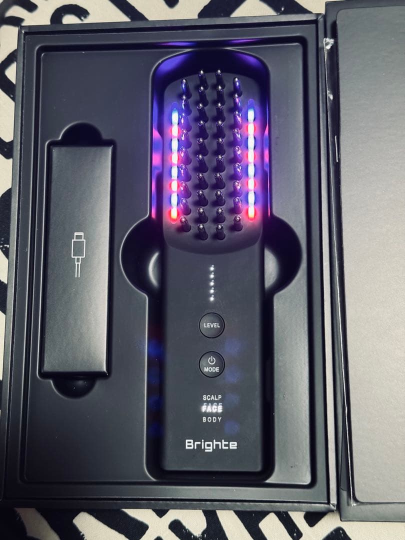 【超美品】Brighte ELEKI BRUSH+ 美顔器　エリキブラシ プラス