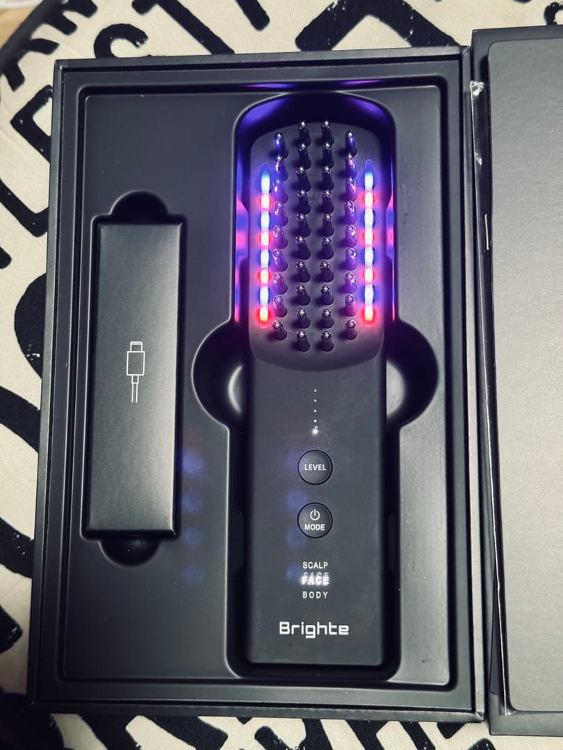 【超美品】Brighte ELEKI BRUSH+ 美顔器　エリキブラシ プラス