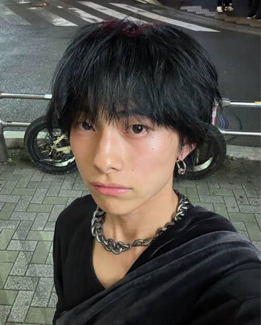 JUSTINE CLENQUET シルバーフープピアス あおば君着用