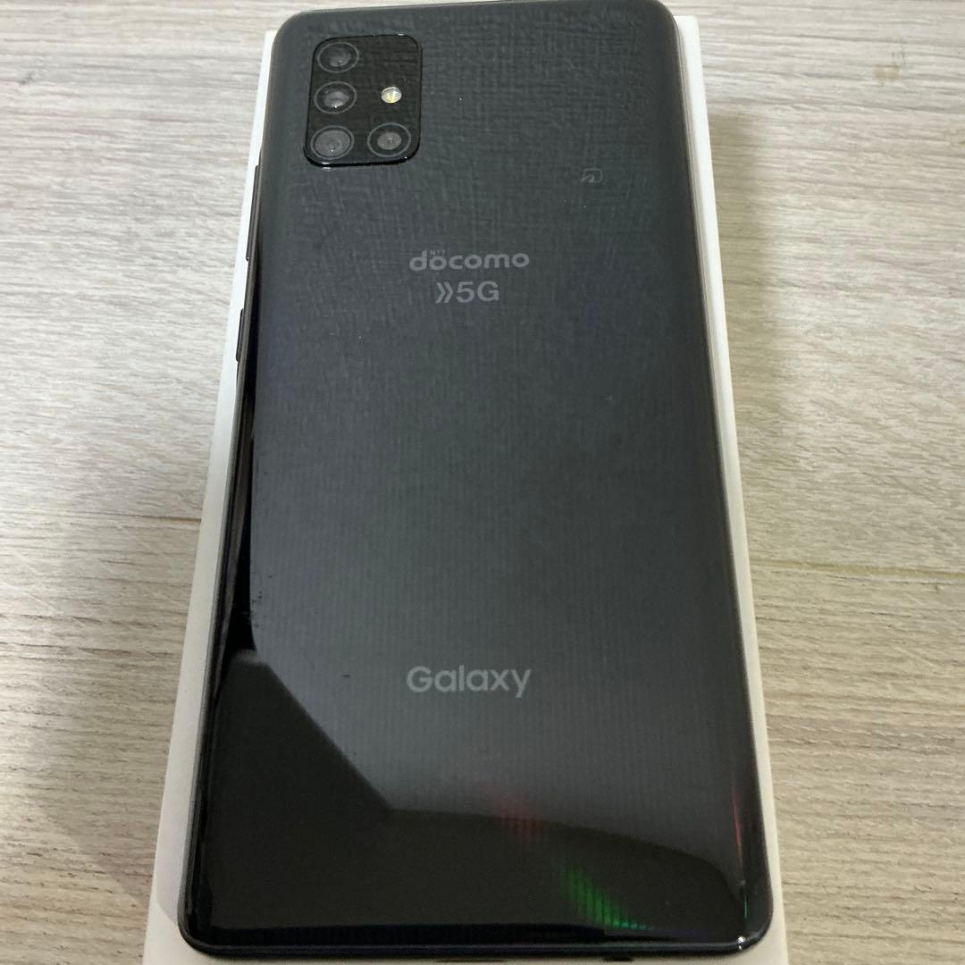 docomo Galaxy A51 5G ブラック　画面線キズ