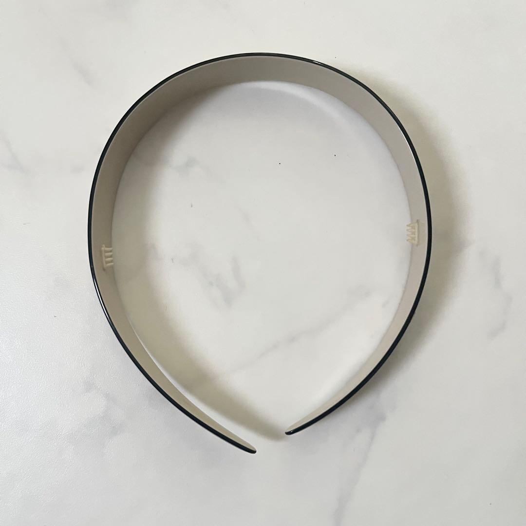 美品　アレクサンドル ドゥ パリ　カチューシャ　LISERAI ベージュ×黒