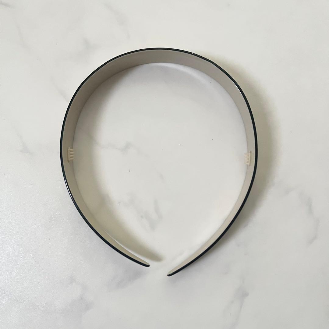 美品　アレクサンドル ドゥ パリ　カチューシャ　LISERAI ベージュ×黒