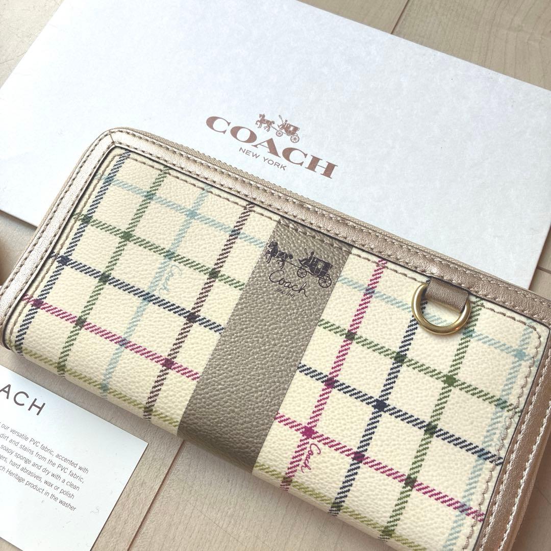 マッシーさま専用☆新品レア☆COACH☆ホースアンドキャリッジラウンドファスナー