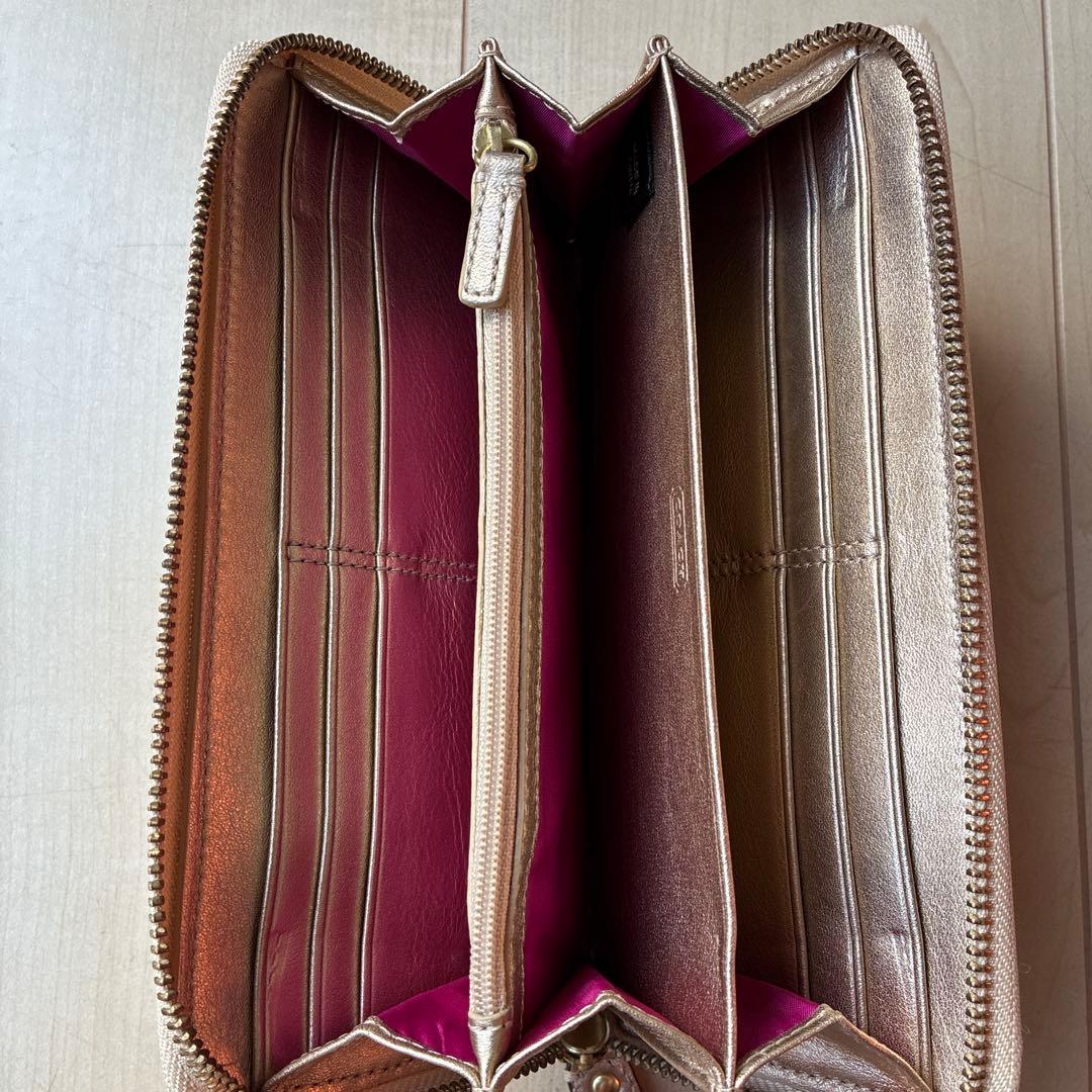 マッシーさま専用☆新品レア☆COACH☆ホースアンドキャリッジラウンドファスナー