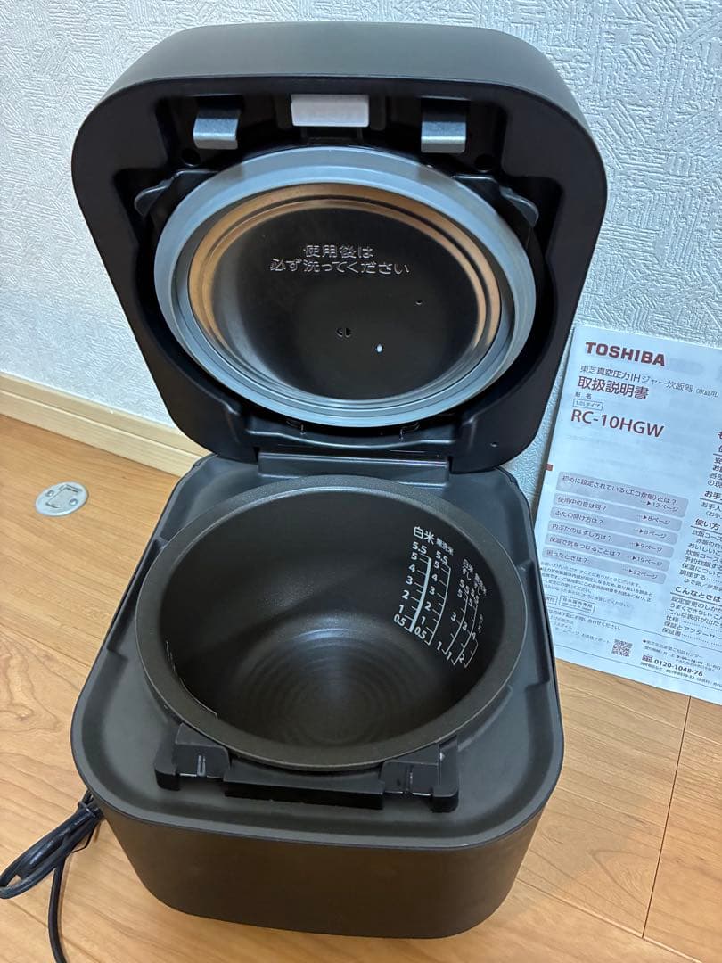 TOSHIBA RC-10HGW IH炊飯器