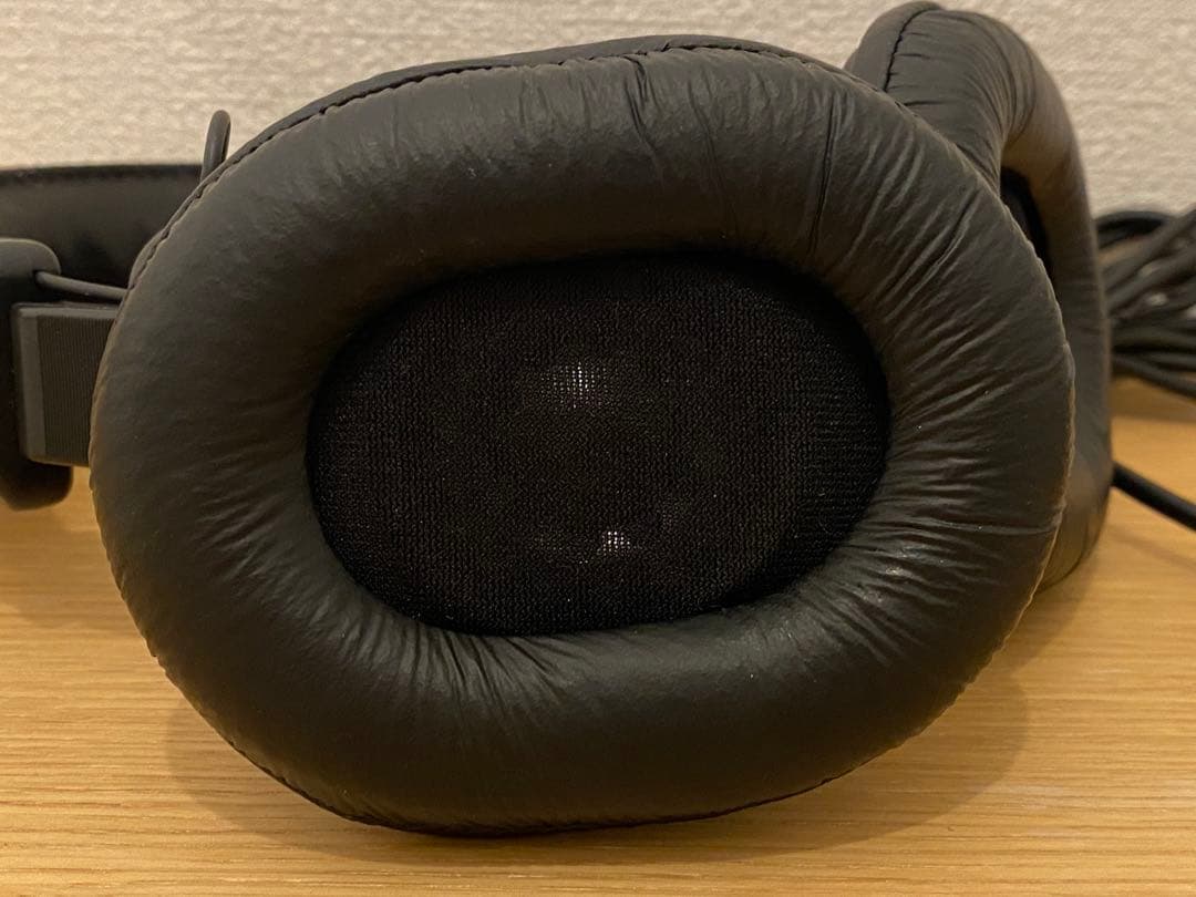 MDR-CD900ST 密閉型スタジオモニターヘッドホン