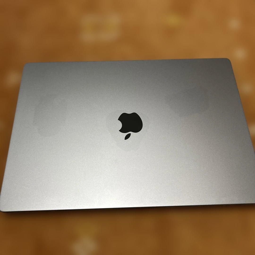快速MacBook Pro M1 32GB 16core 500GB