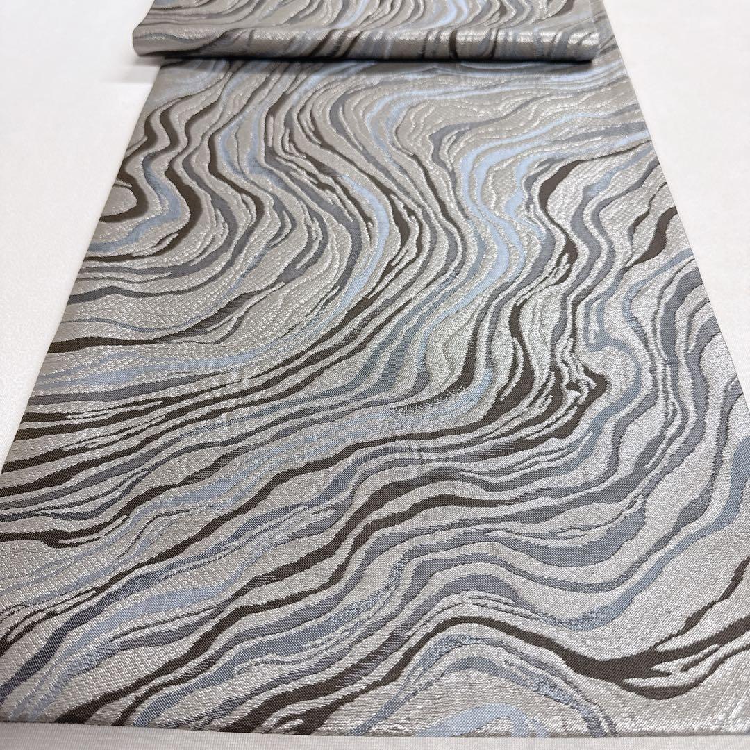 袋帯　全通　リバーシブル　流水模様　着物