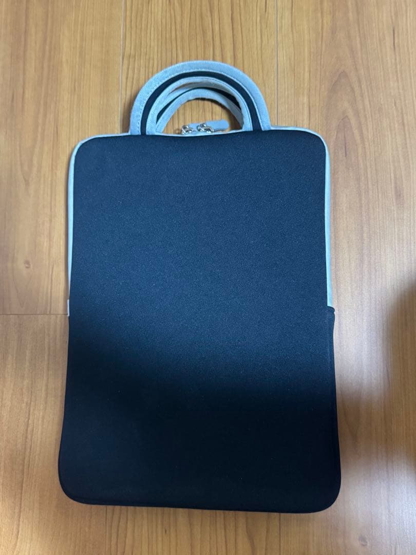 クロムブック『ケース、タッチペン、充電コード付き』