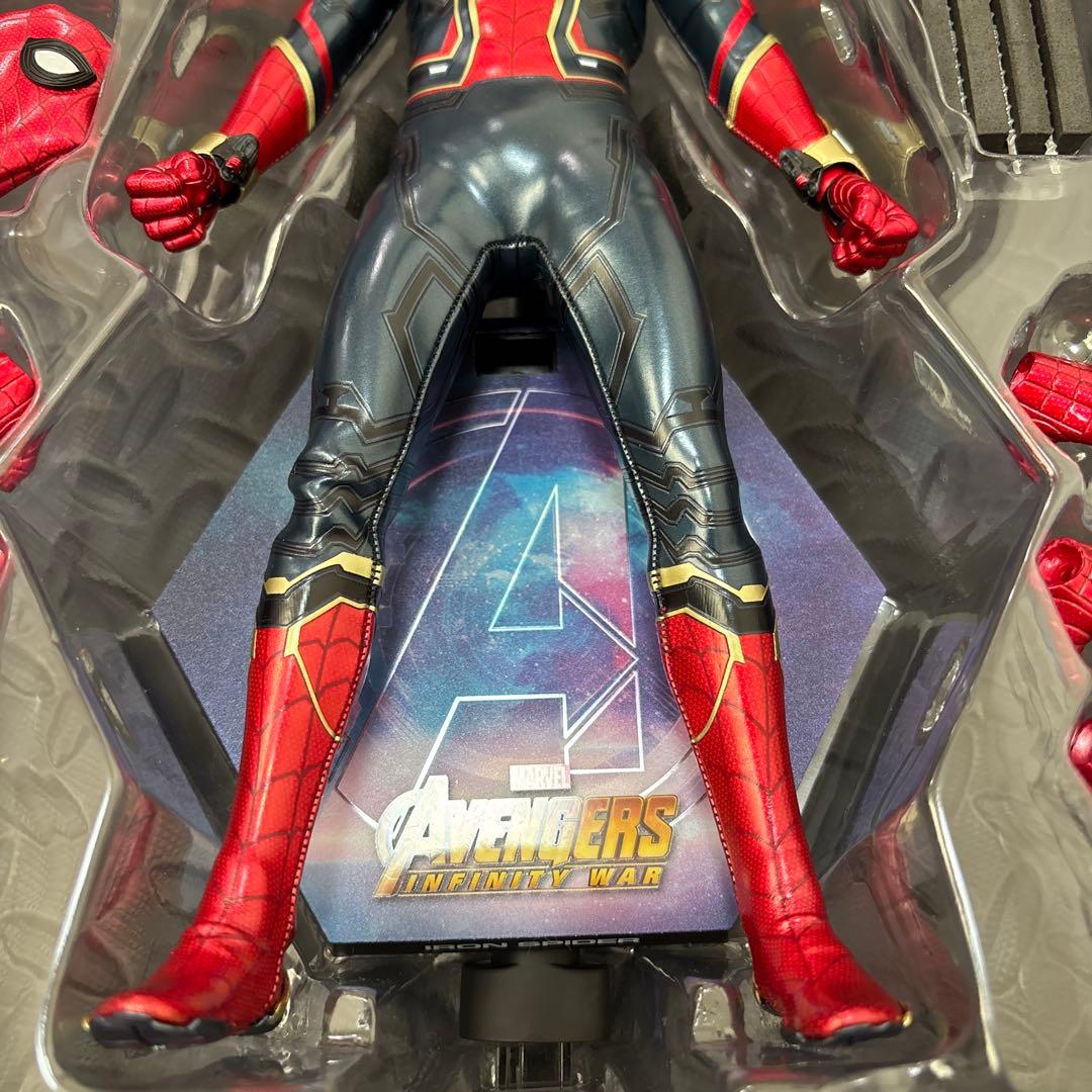 ホットトイズ　アイアン・スパイダー スパイダーマン　マーベル