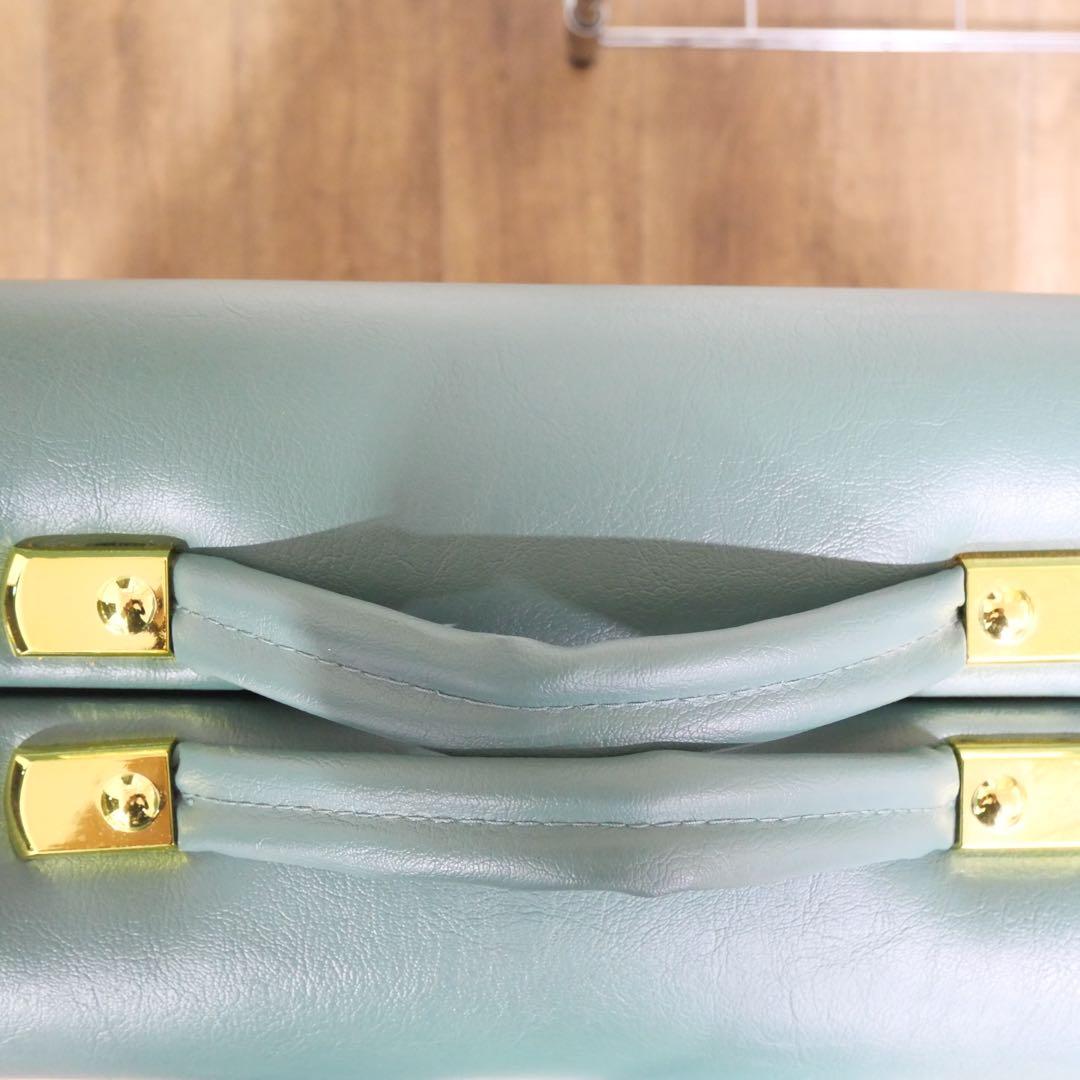 高田製作所　ベッド グリーン穴付きマッサージテーブル 折り畳み