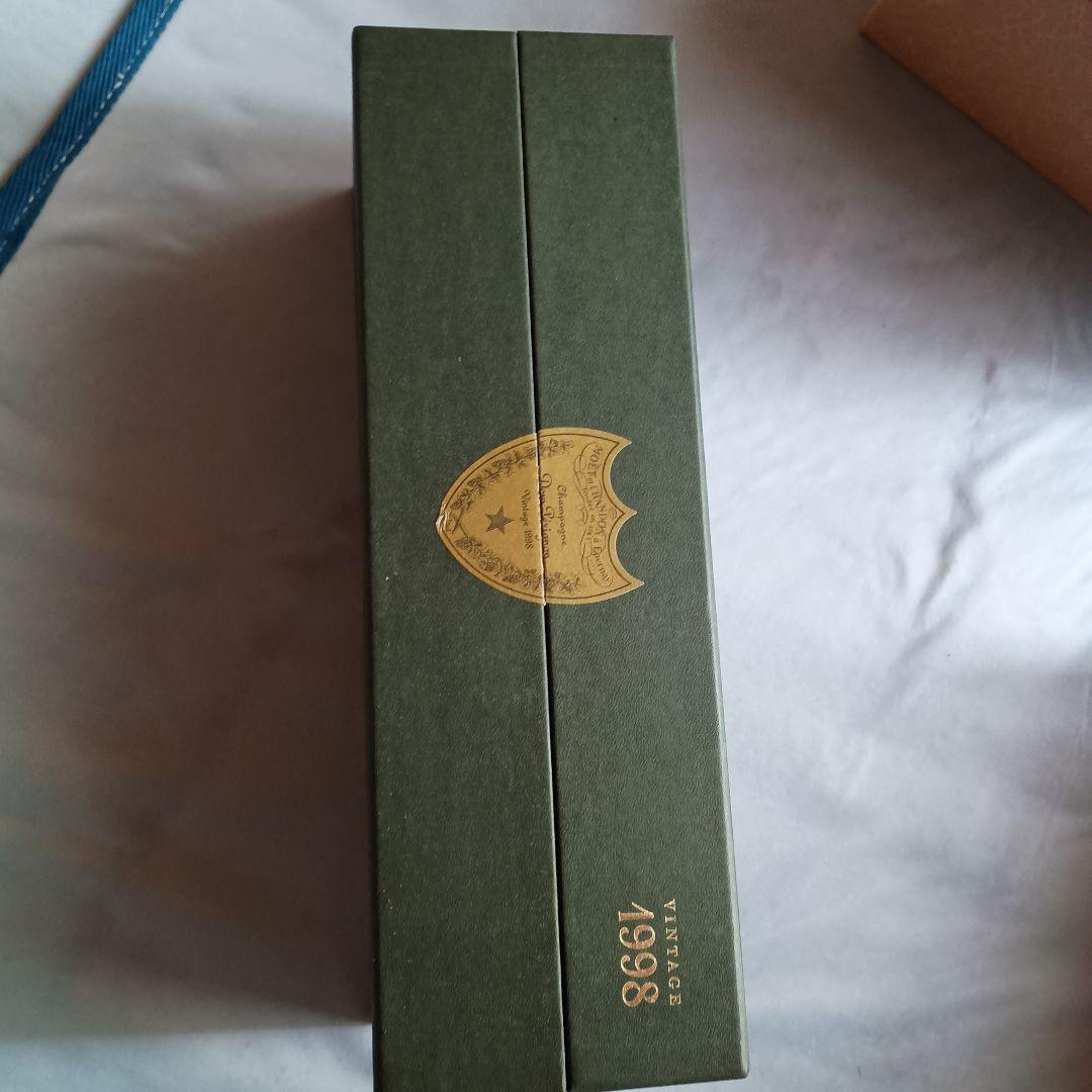 Moët & ChandonChampagne DomPérignon 1998