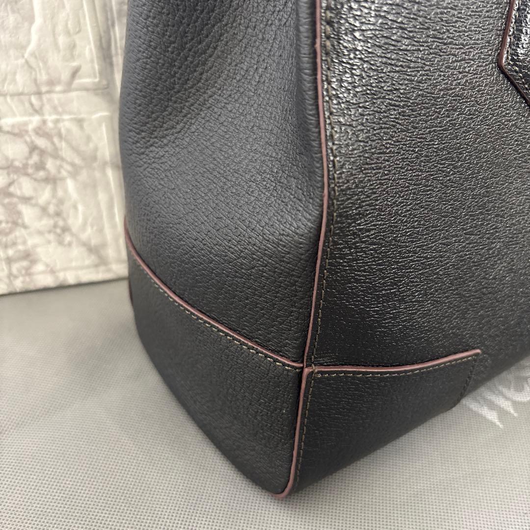 ヴィヴィアンウエストウッド EXECUTIVE2 トートバッグ