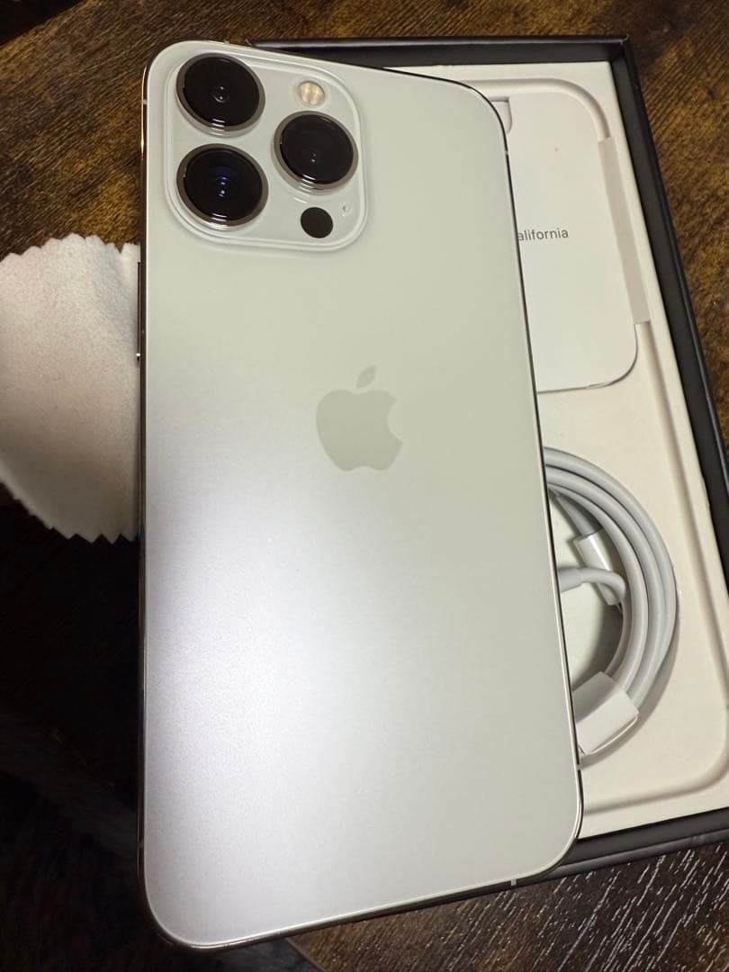 【大幅値下げ中】iPhone 13pro 256GBシルバー★付属品有★