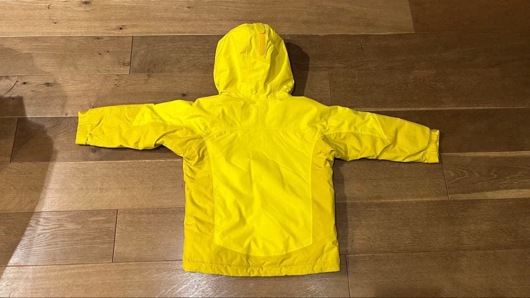 モンベル　110 スキーウェアとグローブセット　男の子　女の子　2回使用