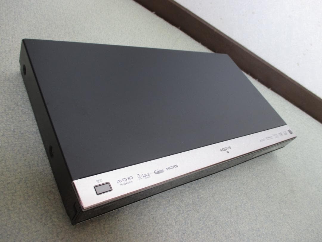 超美品☆シャープ 2番組同時録画 ブルーレイレコーダー BD-W550