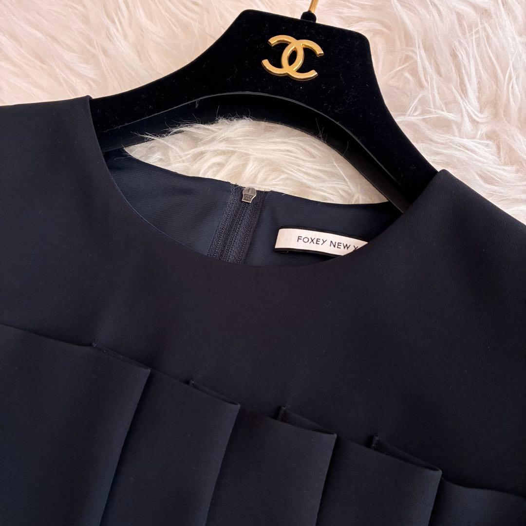 美品♡フォクシーニューヨーク　プリーツタックワンピース　ネイビー　40