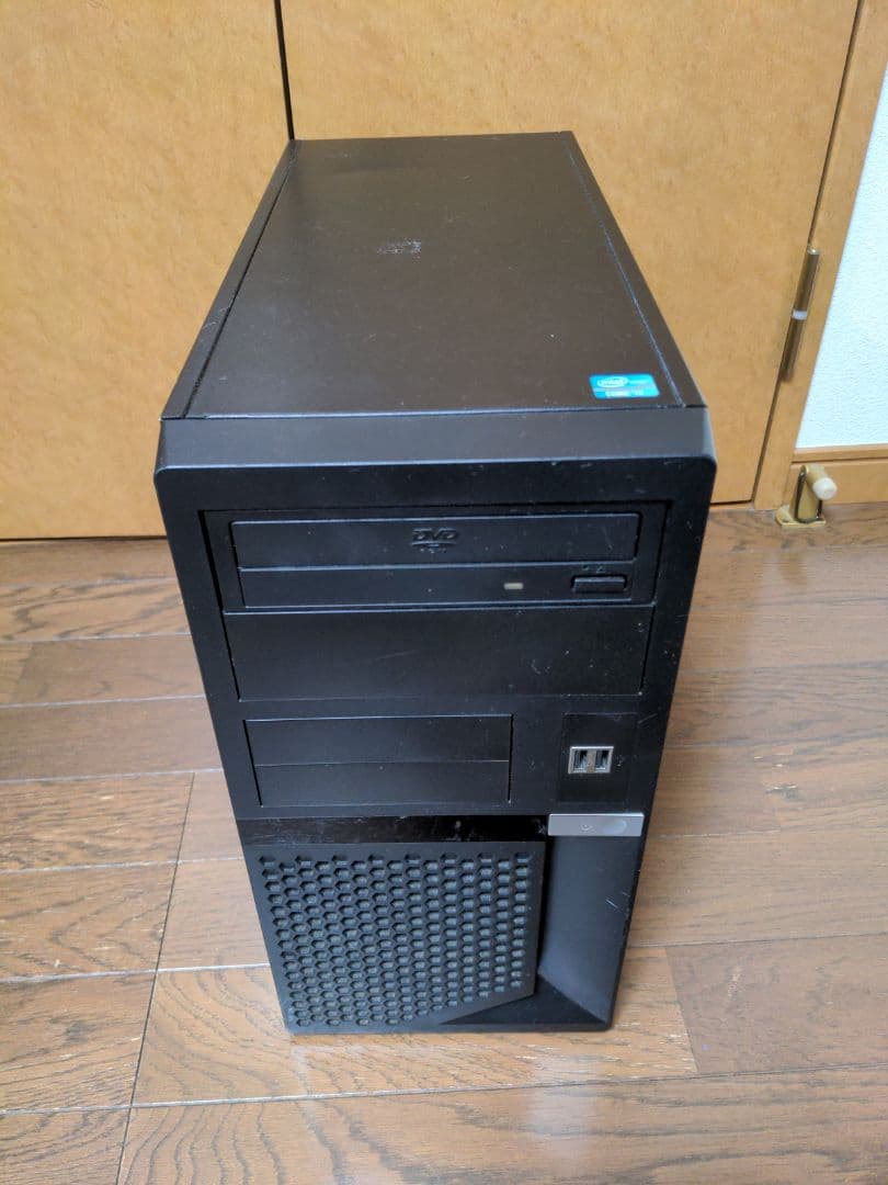 デスクトップPC i5 3.4GHz / グラボ GTX660 / 8Gメモリ