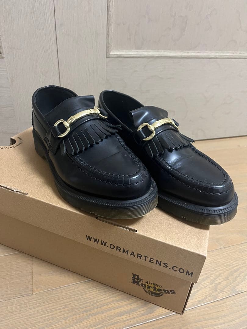 Dr. Martens ドクターマーチン ブラックフリンジローファー