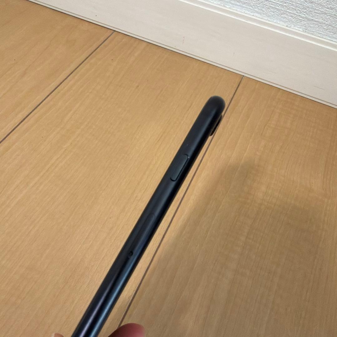 【美品】iPhone SE 第2世代 128GB SIMフリー ブラック