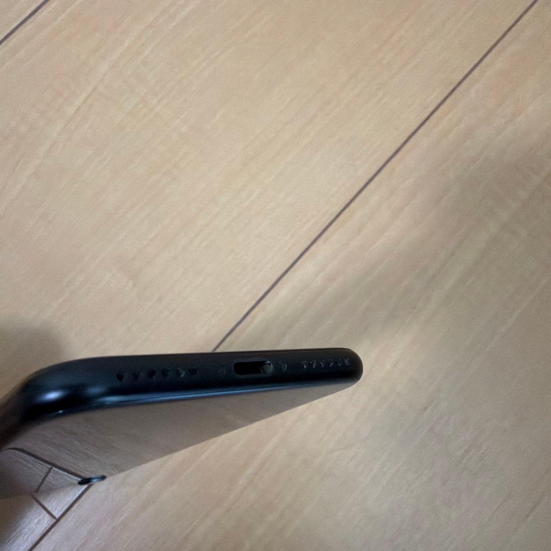 【美品】iPhone SE 第2世代 128GB SIMフリー ブラック