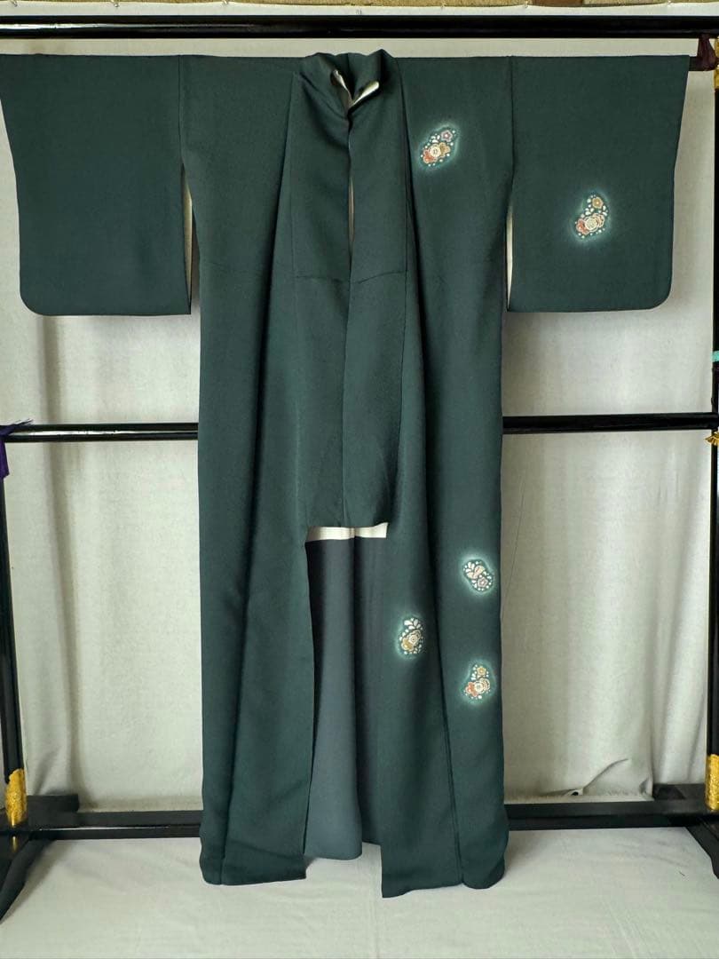 [美品] 辻ヶ花　付下げ　訪問着　正絹　緑　くすみ　略礼装　お茶　初釜　卒業式