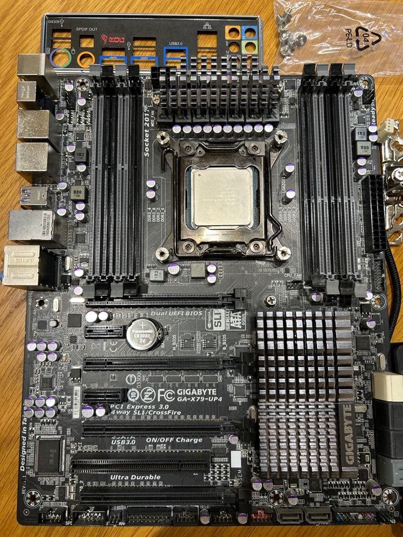 GIGABYTE GA-X79-UP4 i7-4930K メモリ32GB付