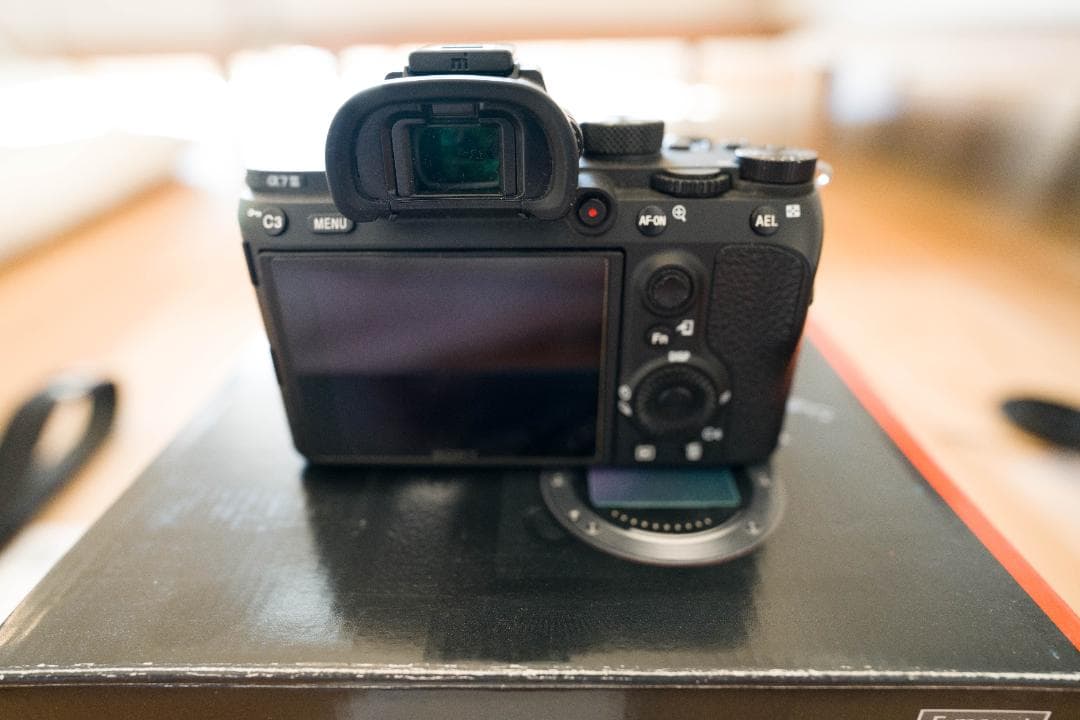 SONY α7 III ミラーレス一眼カメラ 本体 シャッター少　ワンオーナー