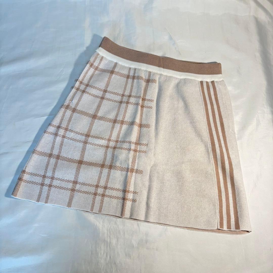 専用様…新品adidasゴルフ　クラシックスタイルのセットアップ