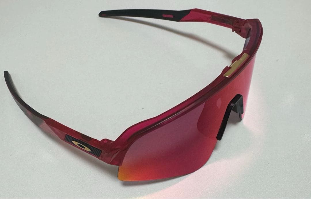 Oakley スポーツサングラス　ケース付き