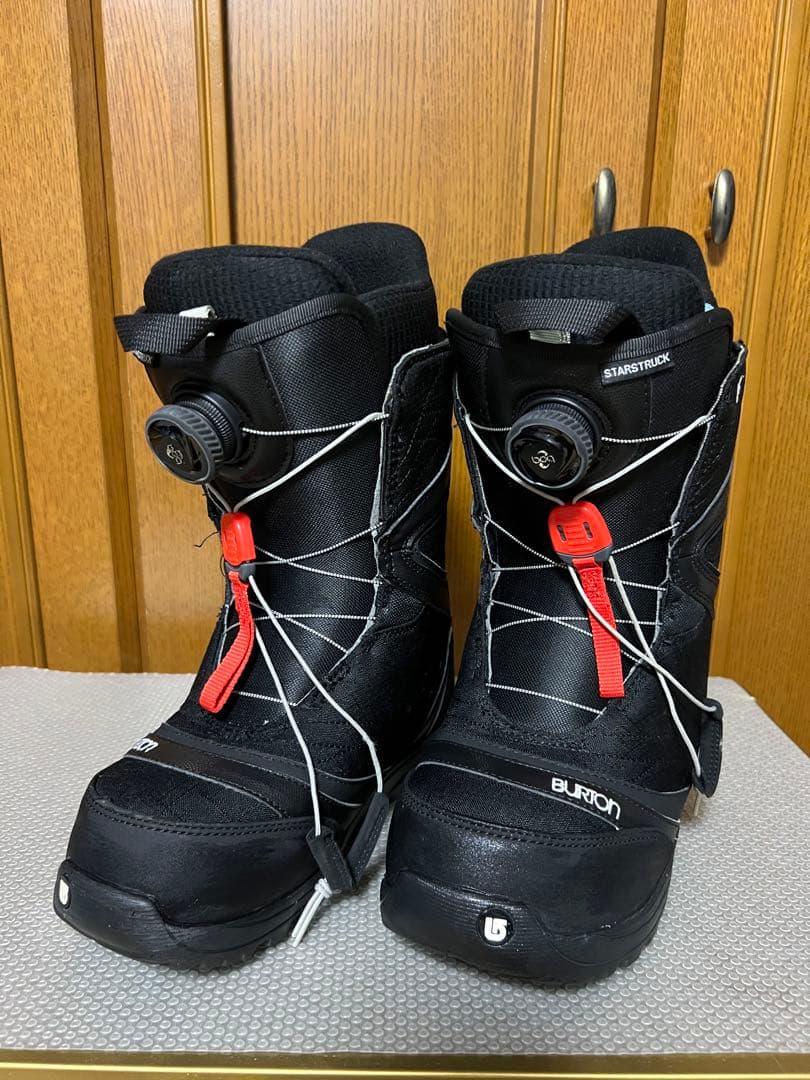 美品　バートン STARSTRUCK BOA 24.5cm レディース