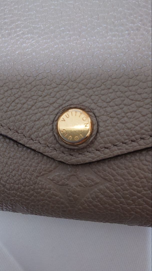 ルイヴィトン　長財布　ポルトフォイユサラ　LOUISVUITTON