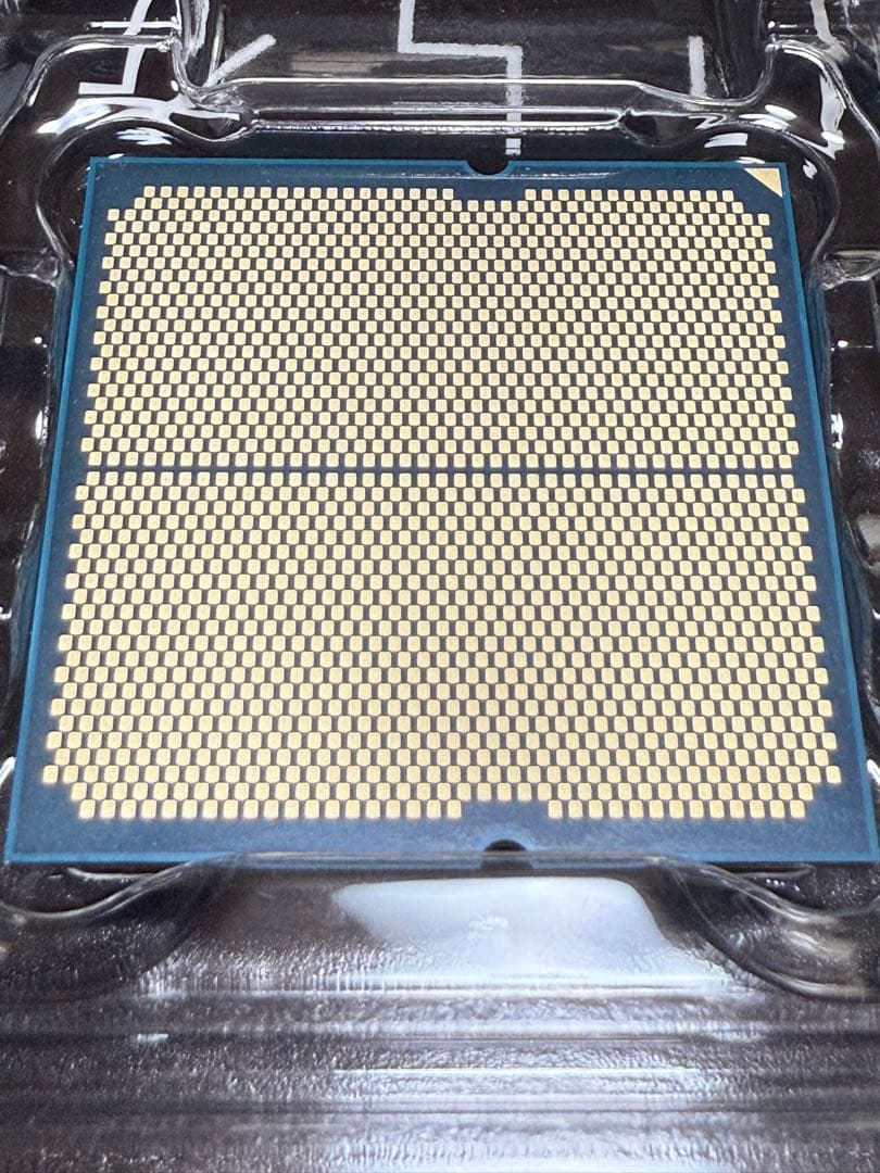 Ryzen 7 9800X3D 国内正規代理店購入品