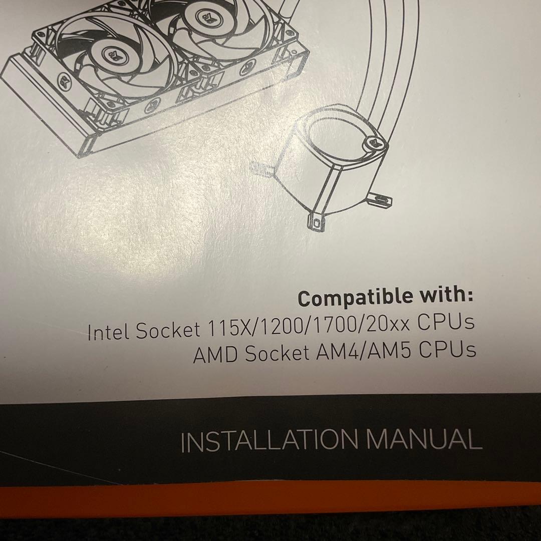 簡易水冷　EKWB Nucleus AIO CR240 Dark