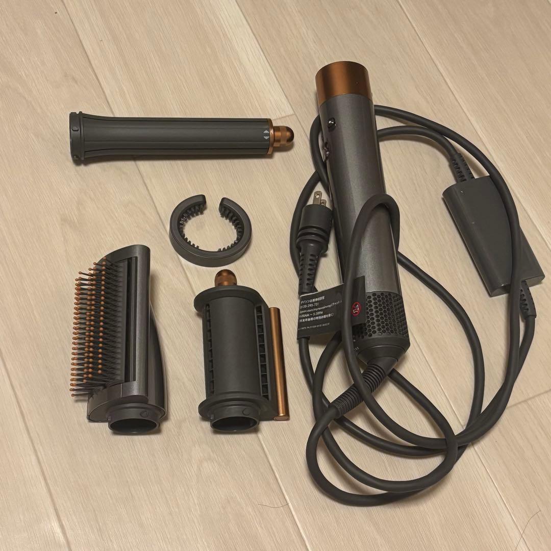 <美品>Dyson Airwrapマルチスタイラー シンプルモデル